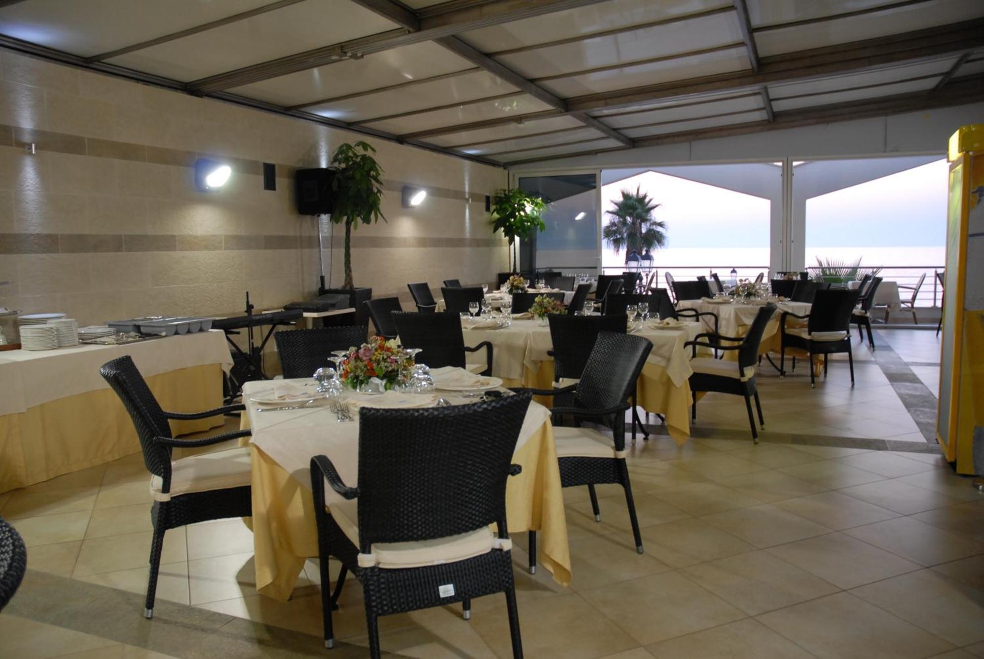 Grand Hotel Victoria Bagnara Calabra Exterior photo