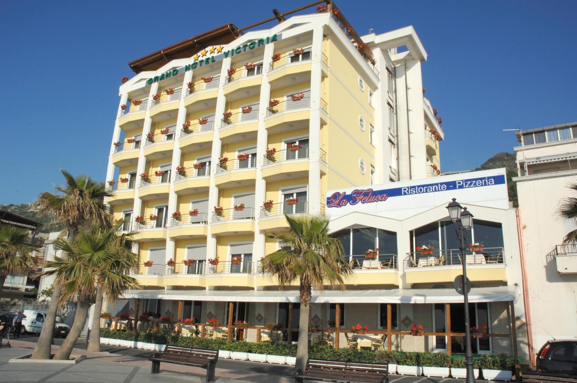 Grand Hotel Victoria Bagnara Calabra Exterior photo