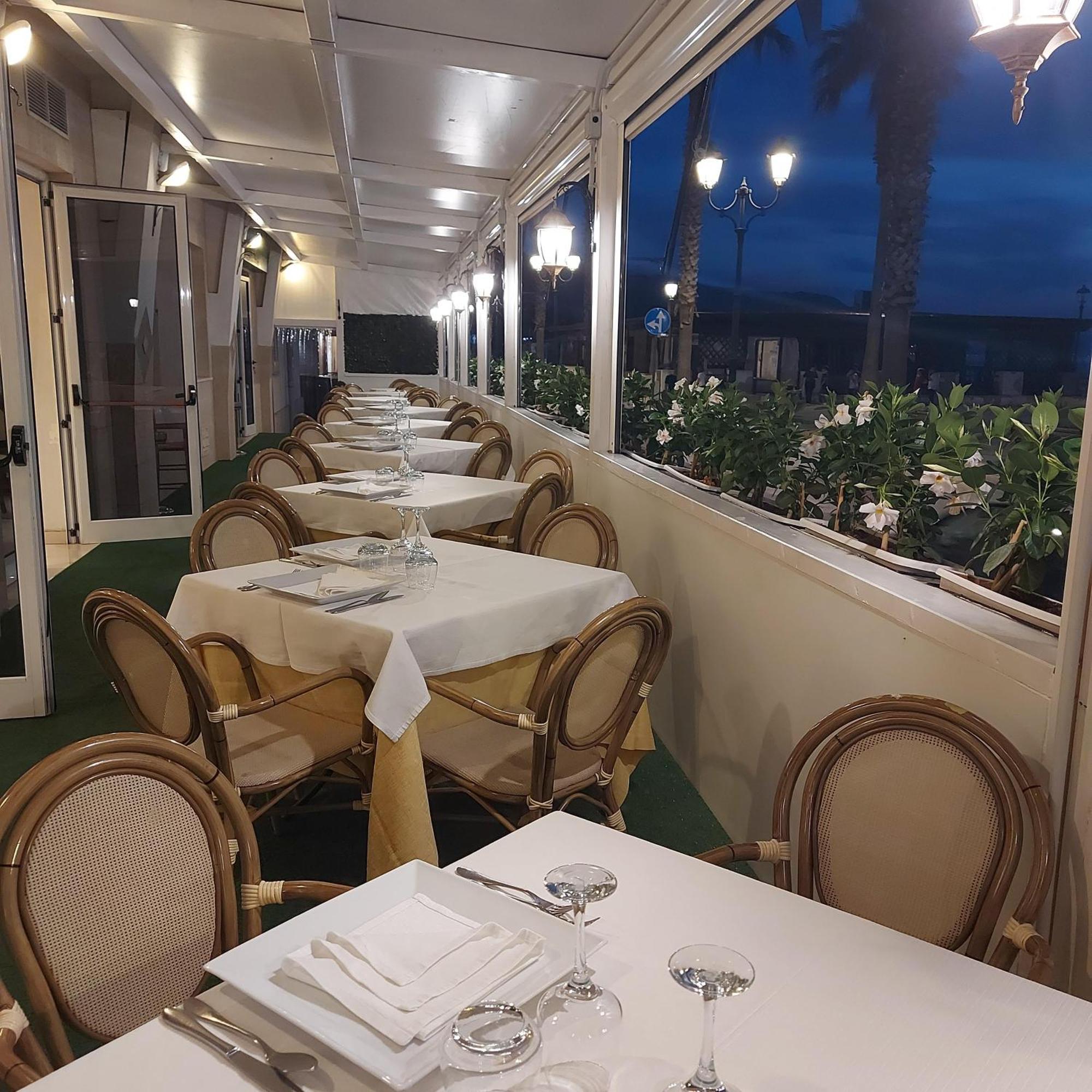 Grand Hotel Victoria Bagnara Calabra Exterior photo